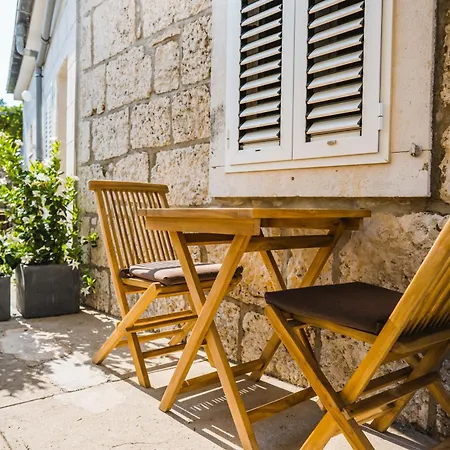 Casa de hóspedes Orgula Lumbarda